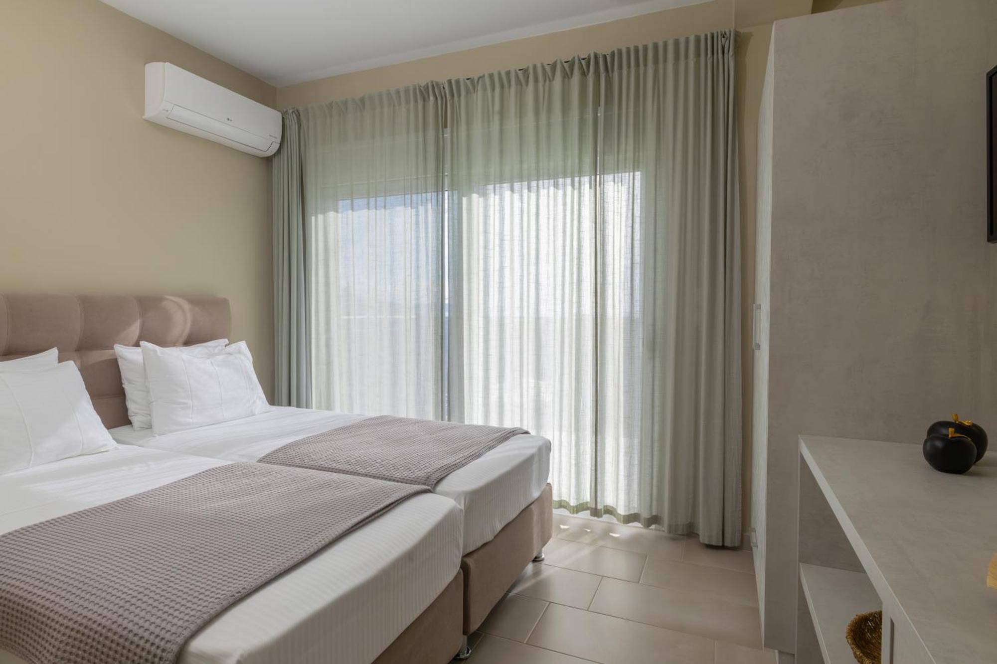 Taras Residence Karavados Ngoại thất bức ảnh